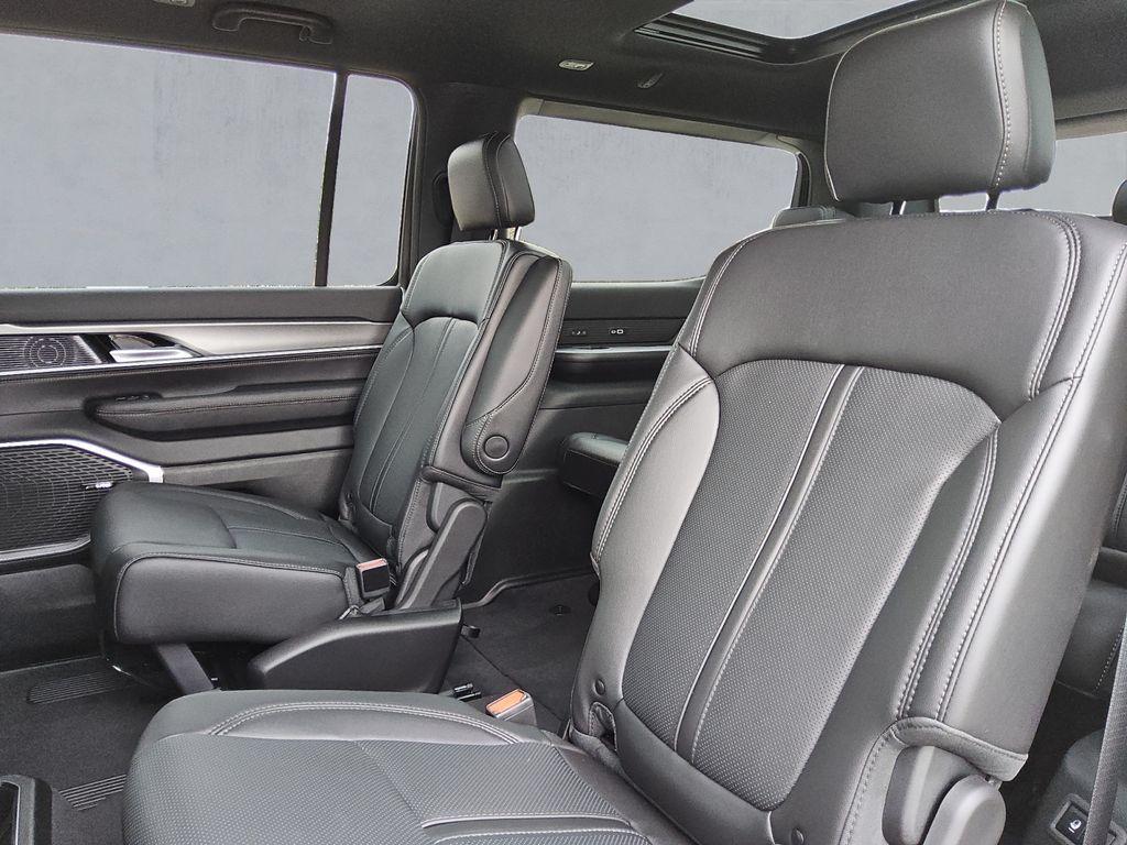 new 2026 Jeep Grand Wagoneer car, priced at $70,678