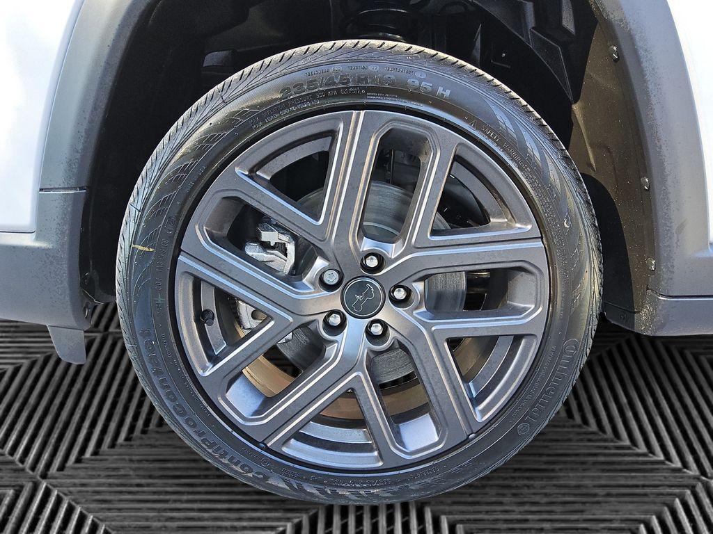 new 2026 Jeep Compass car, priced at $28,041