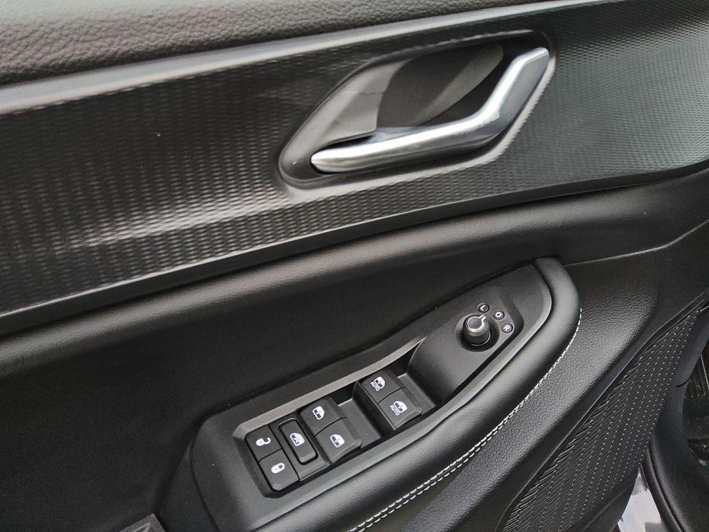 new 2025 Jeep Grand Cherokee L car, priced at $43,441