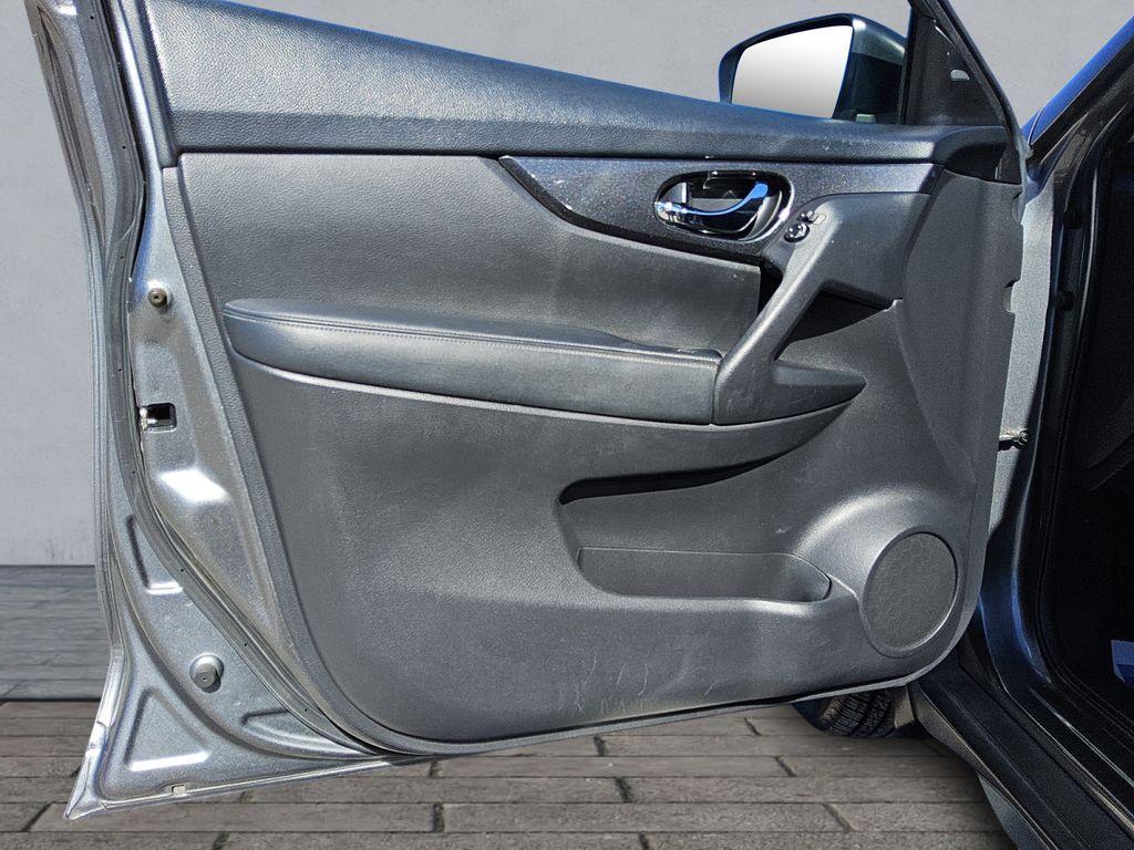 used 2019 Nissan Rogue car, priced at $13,994