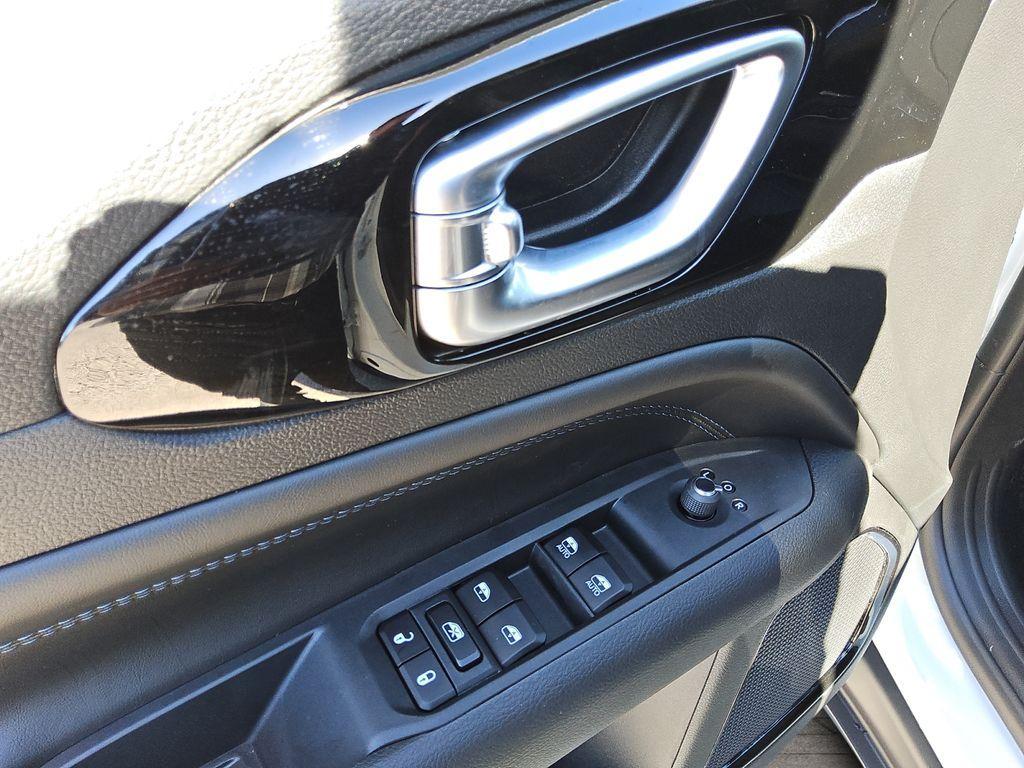 new 2026 Jeep Compass car, priced at $29,496