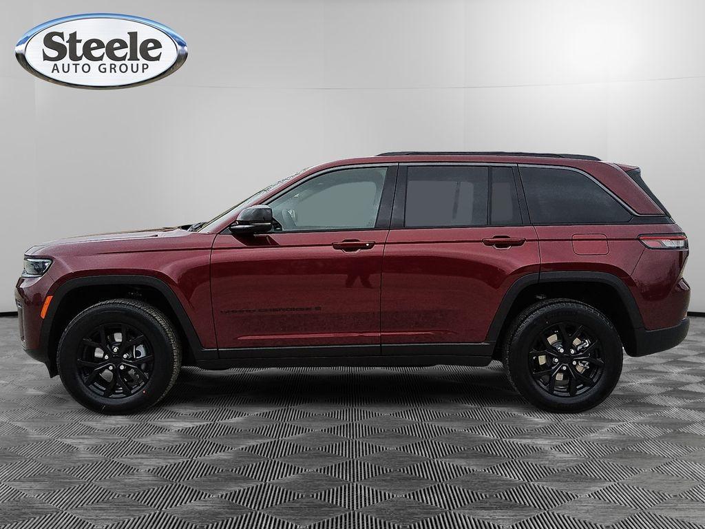 new 2026 Jeep Grand Cherokee car, priced at $44,417