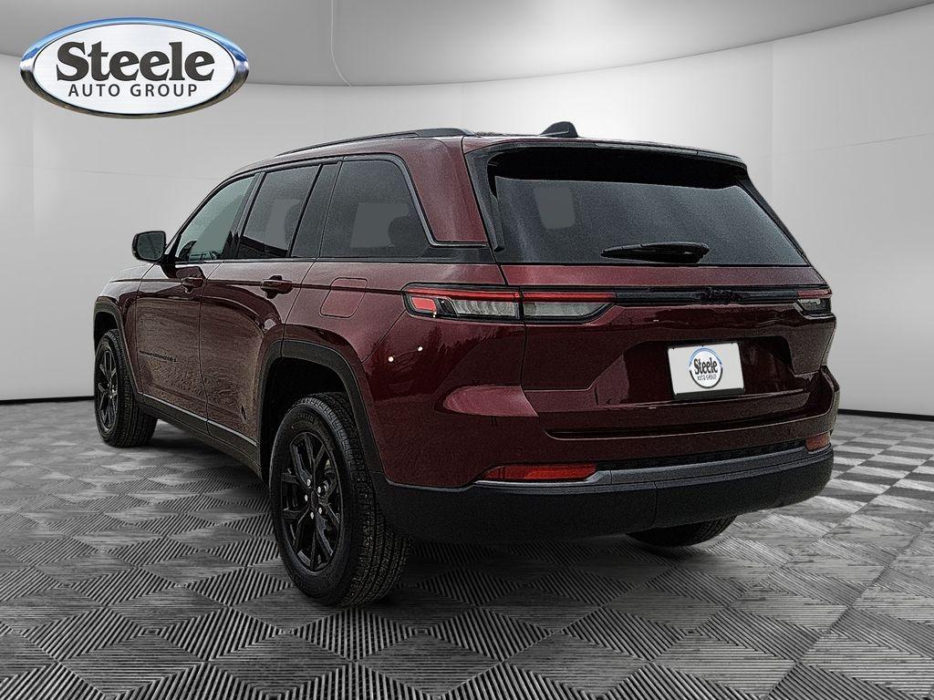 new 2026 Jeep Grand Cherokee car, priced at $44,417