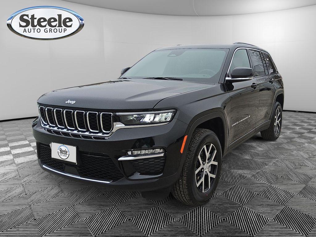 new 2025 Jeep Grand Cherokee car, priced at $43,455
