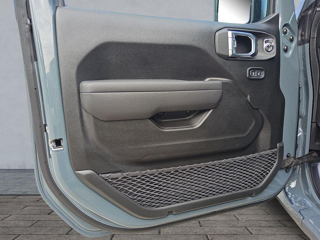 new 2025 Jeep Wrangler car, priced at $42,089