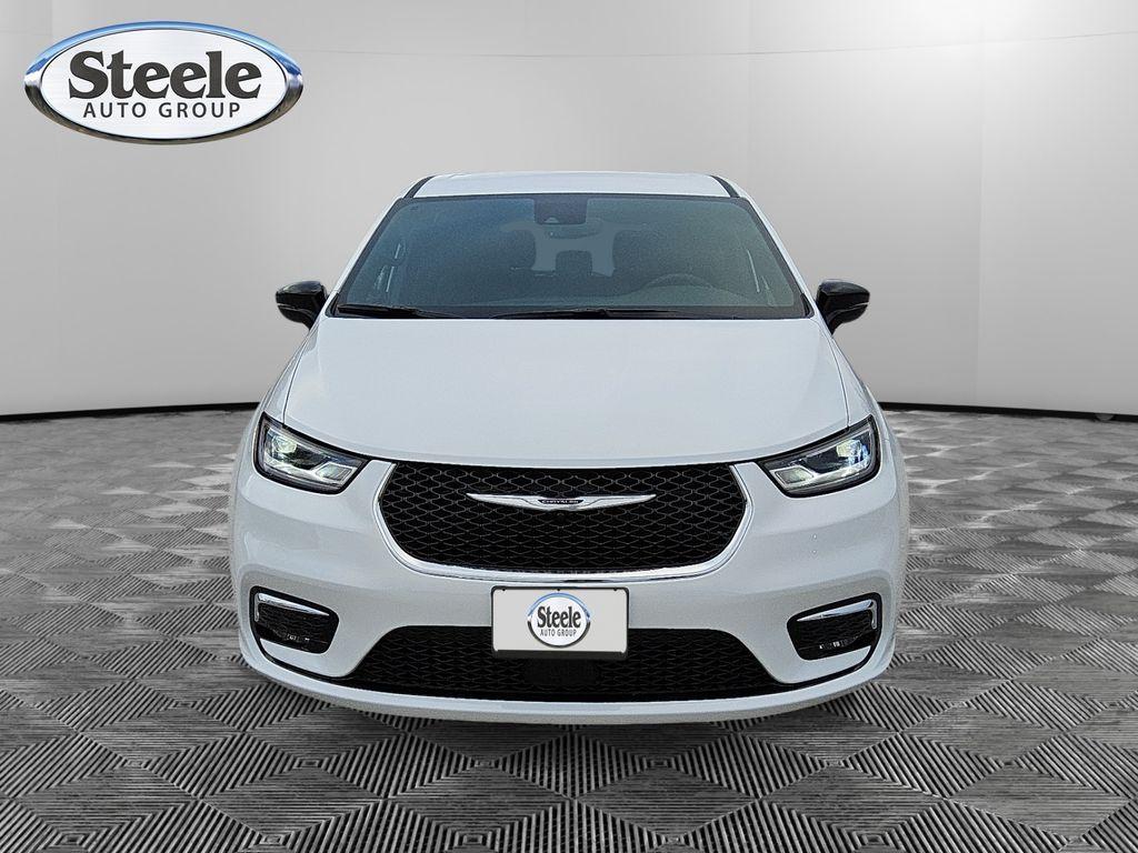 new 2026 Chrysler Pacifica car, priced at $44,131