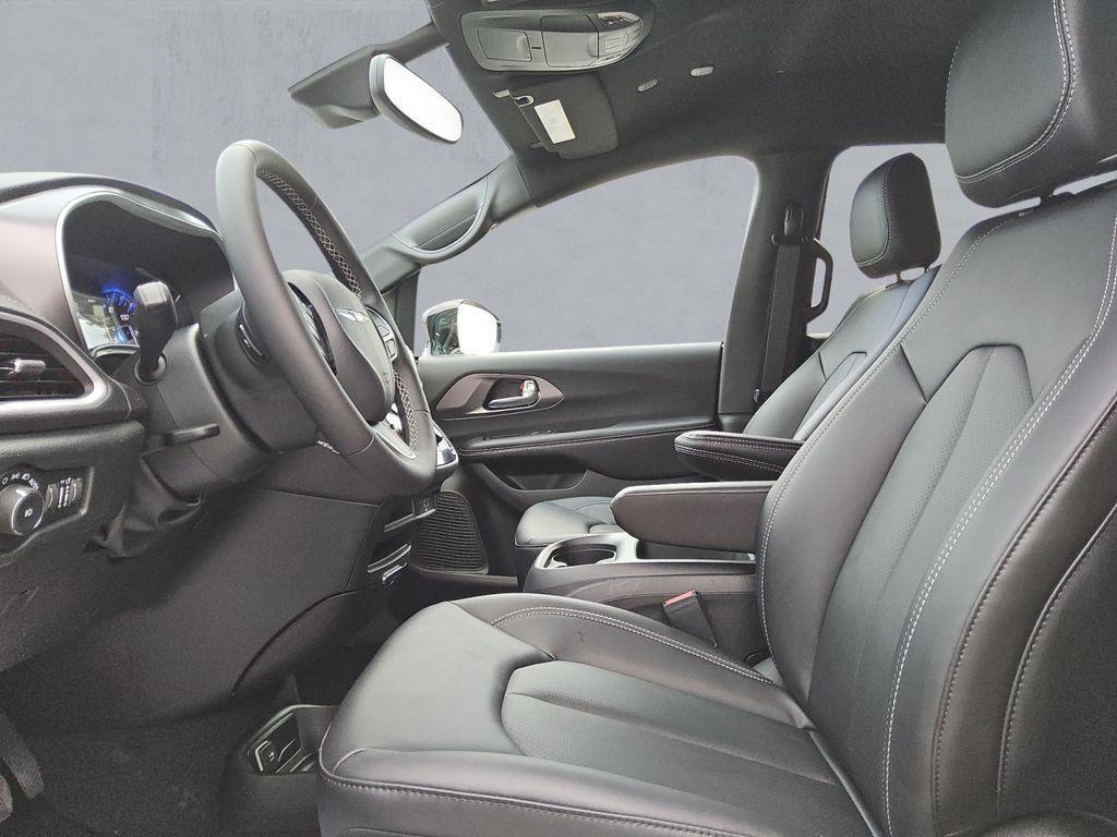 new 2026 Chrysler Pacifica car, priced at $44,131