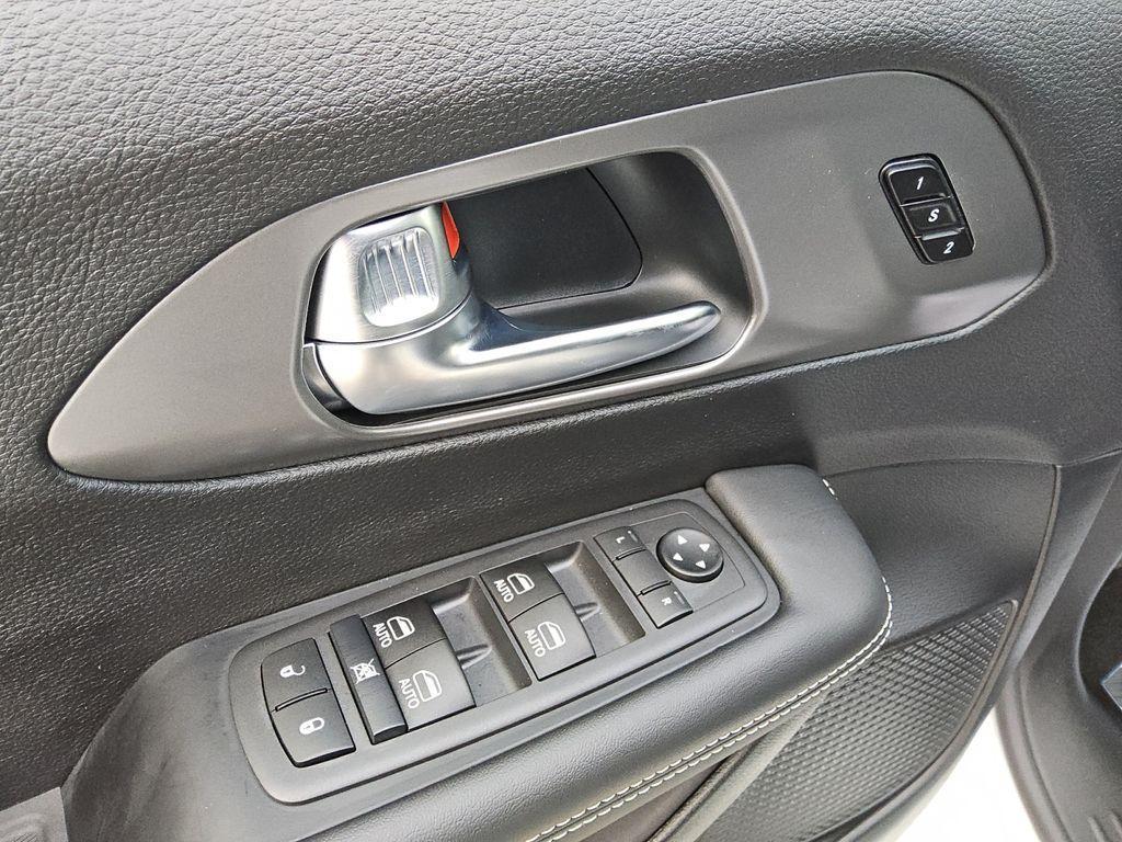 new 2026 Chrysler Pacifica car, priced at $44,131