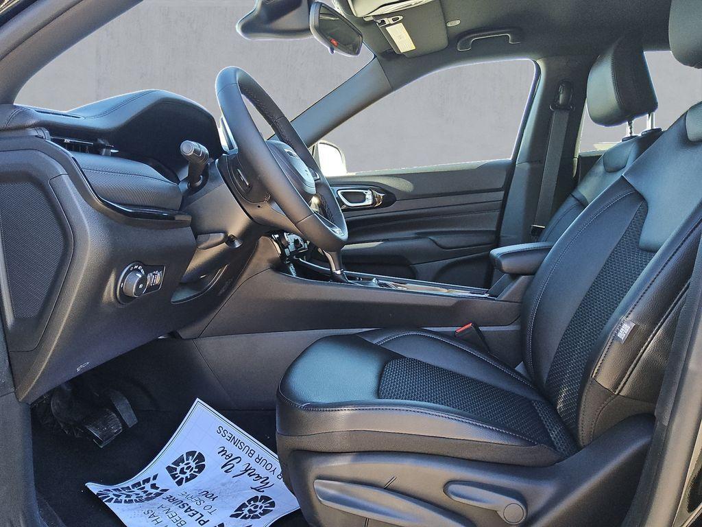 new 2026 Jeep Compass car, priced at $28,041