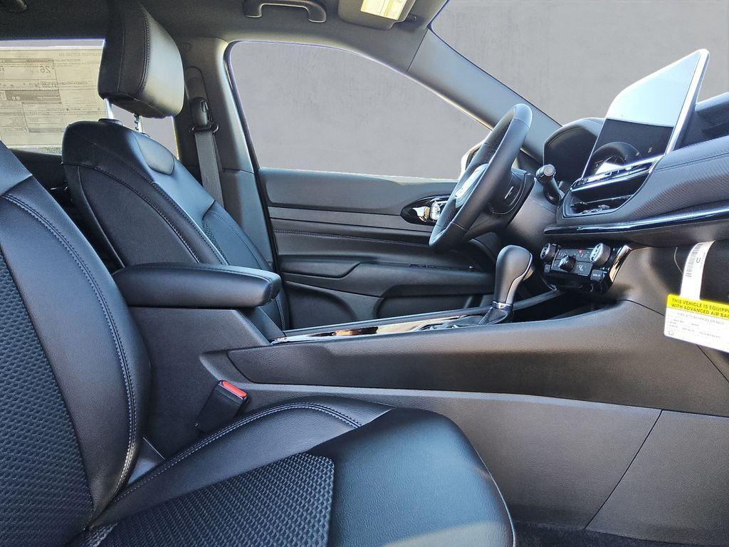 new 2026 Jeep Compass car, priced at $28,041