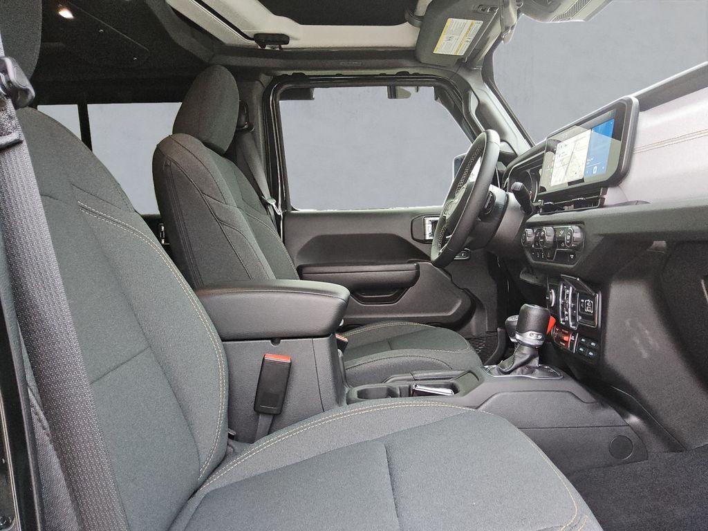 used 2025 Jeep Wrangler car, priced at $39,994