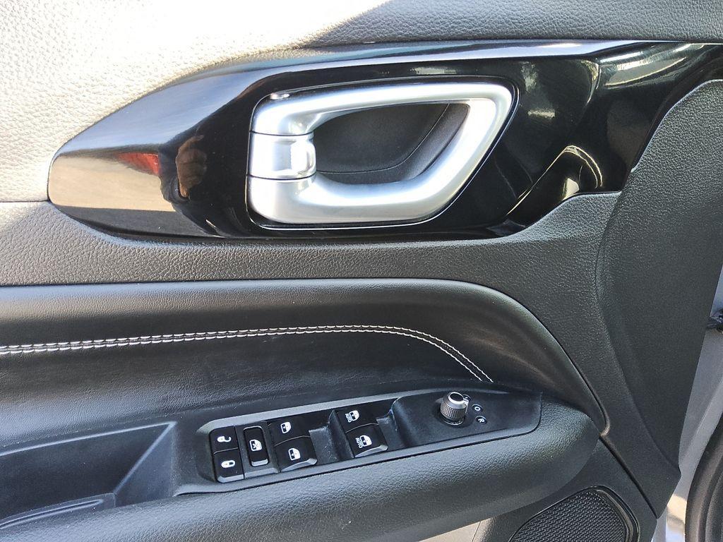 used 2023 Jeep Compass car, priced at $23,287