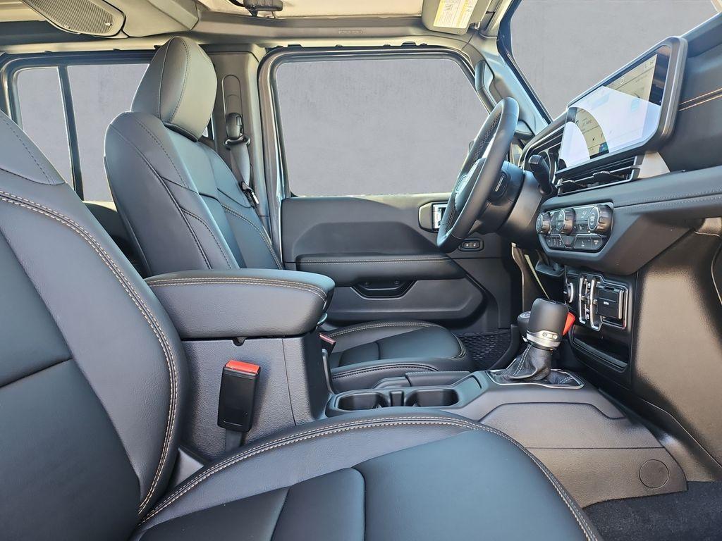 new 2026 Jeep Gladiator car, priced at $49,003