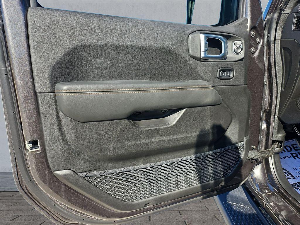 new 2026 Jeep Gladiator car, priced at $49,003