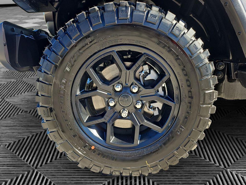 new 2026 Jeep Gladiator car, priced at $49,003