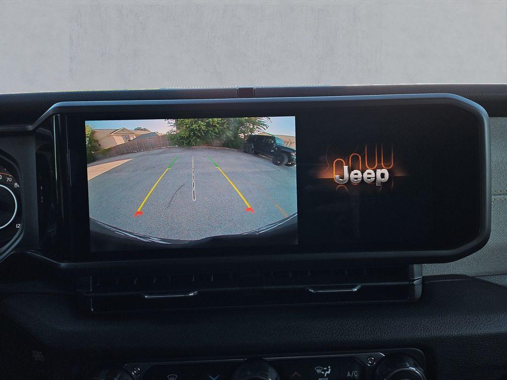 new 2025 Jeep Wrangler car, priced at $38,052