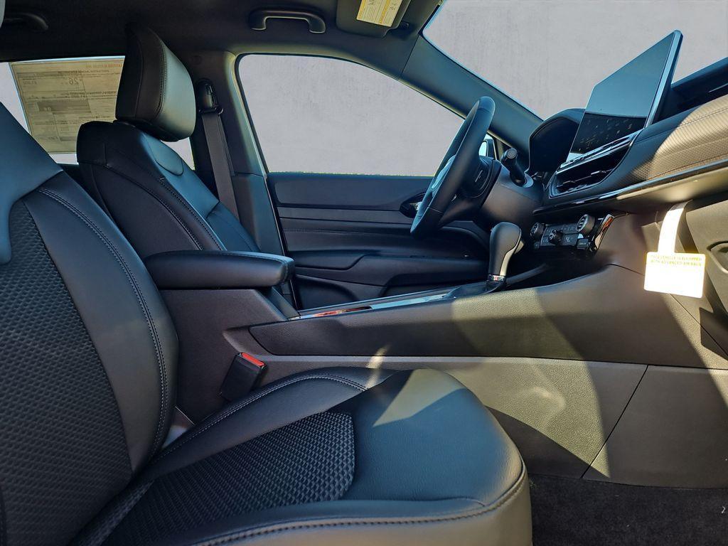 new 2026 Jeep Compass car, priced at $26,990