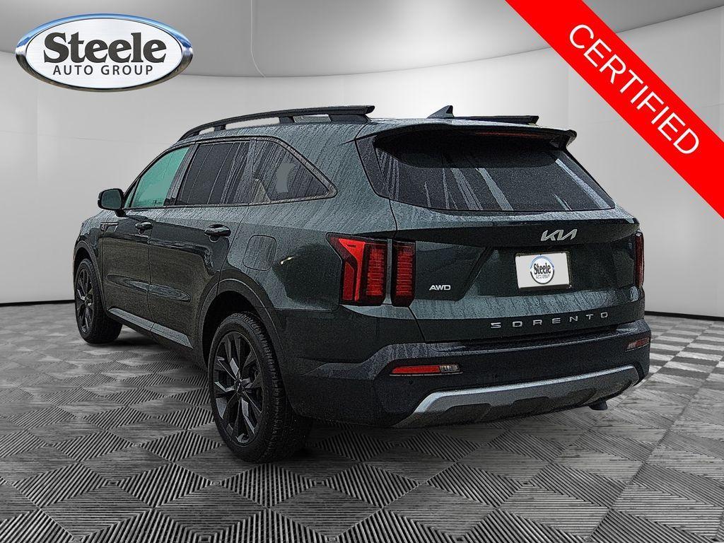 used 2022 Kia Sorento car, priced at $26,489