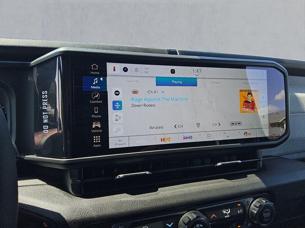 new 2025 Jeep Wrangler car, priced at $43,093