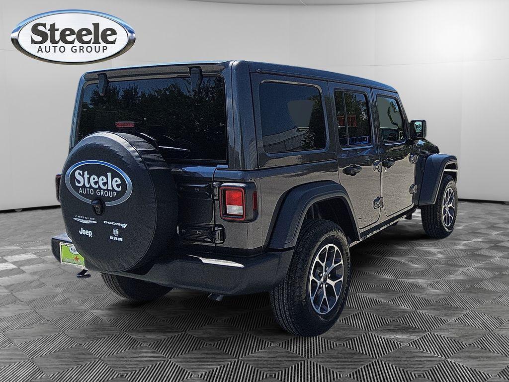 new 2025 Jeep Wrangler car, priced at $43,093
