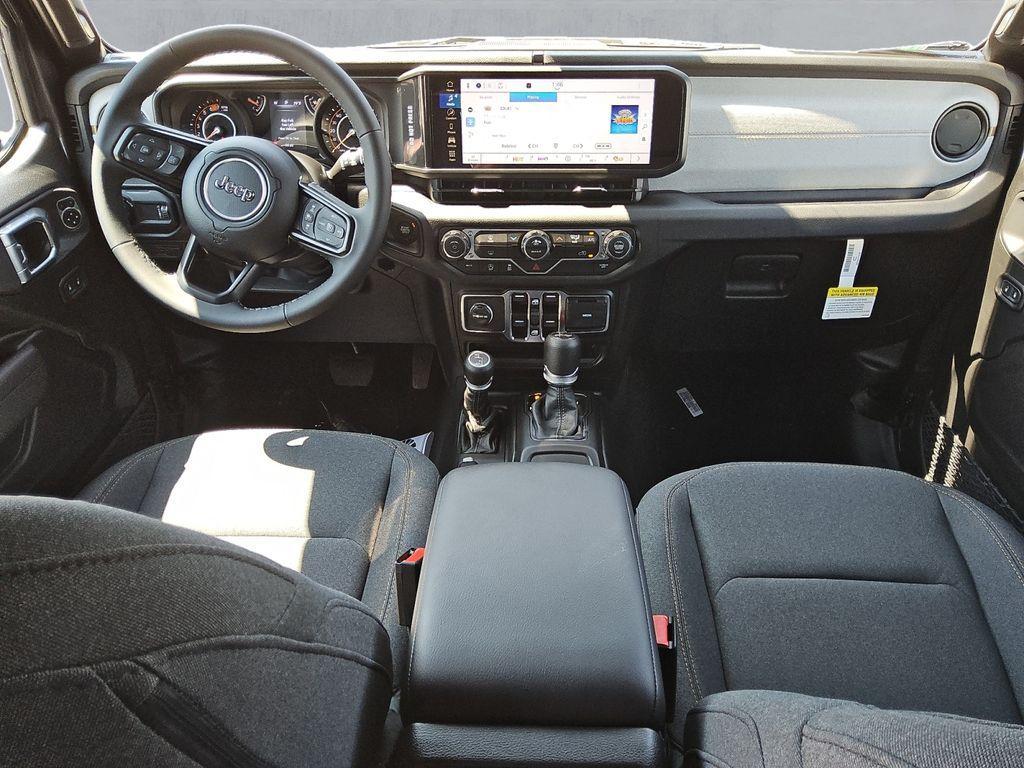 new 2025 Jeep Wrangler car, priced at $43,093