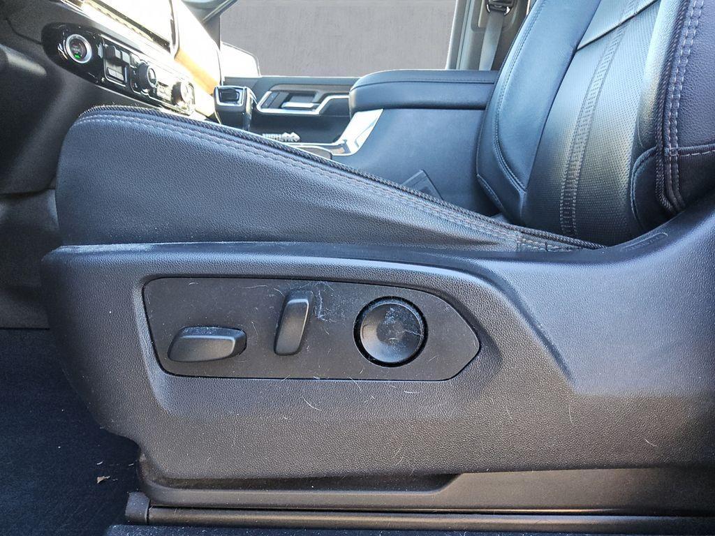 used 2023 Chevrolet Silverado 1500 car, priced at $46,290