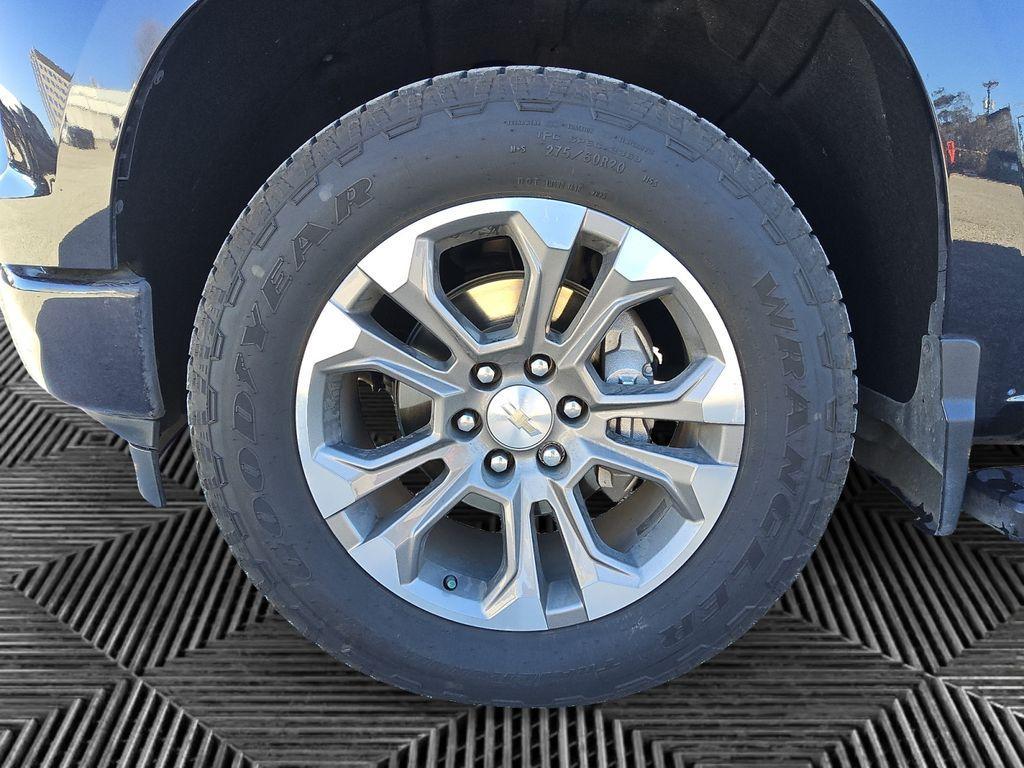 used 2023 Chevrolet Silverado 1500 car, priced at $46,290