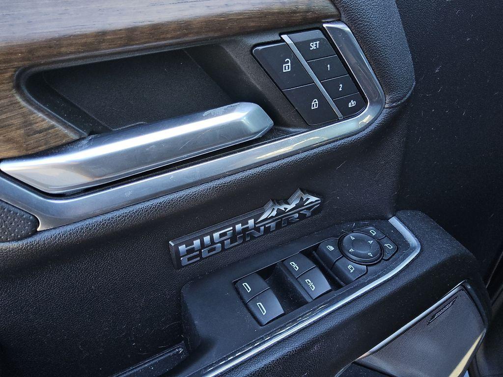 used 2023 Chevrolet Silverado 1500 car, priced at $46,290