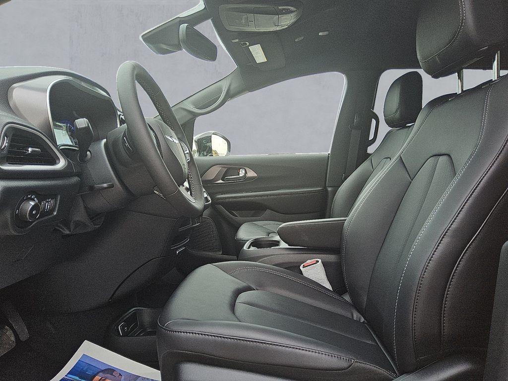 new 2026 Chrysler Pacifica car, priced at $44,577