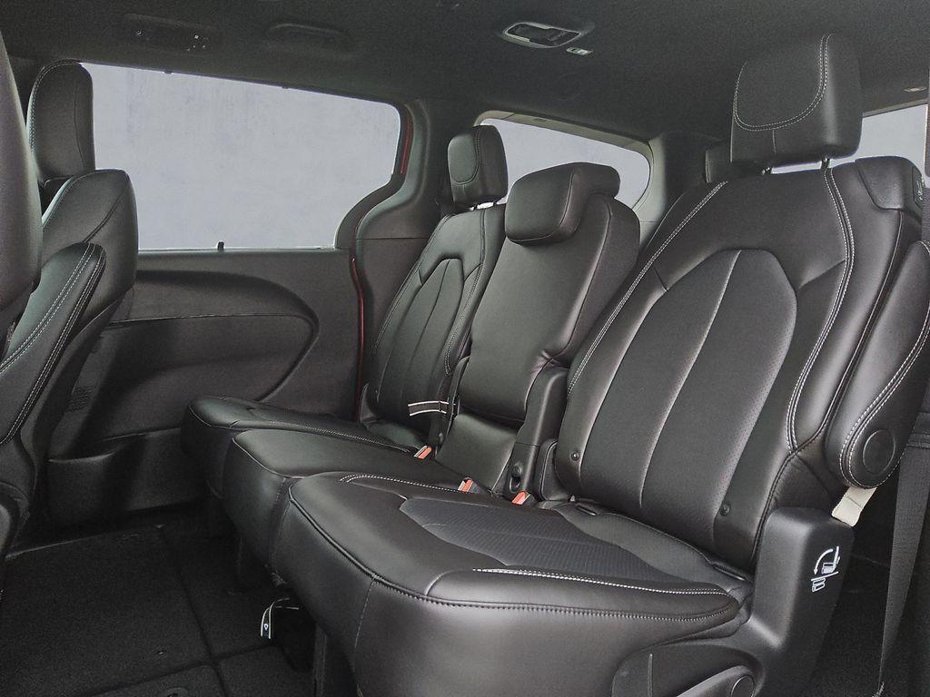 new 2026 Chrysler Pacifica car, priced at $44,577