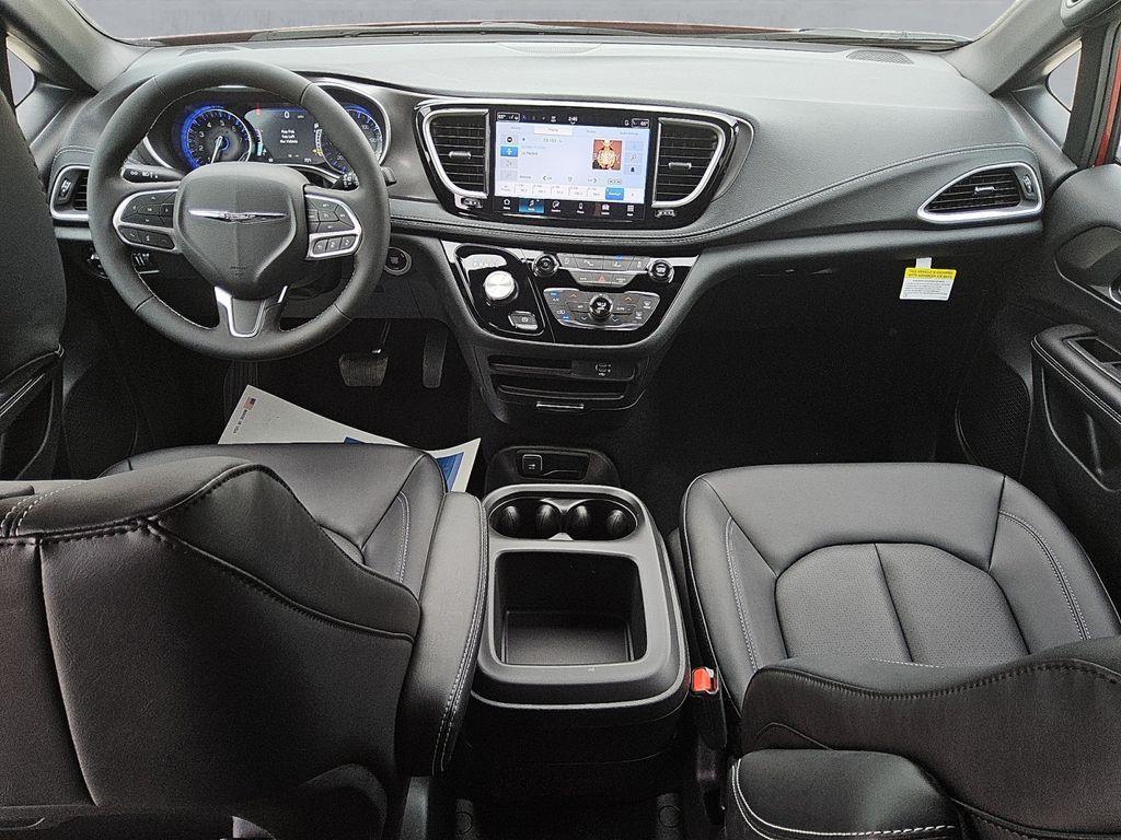 new 2026 Chrysler Pacifica car, priced at $44,577