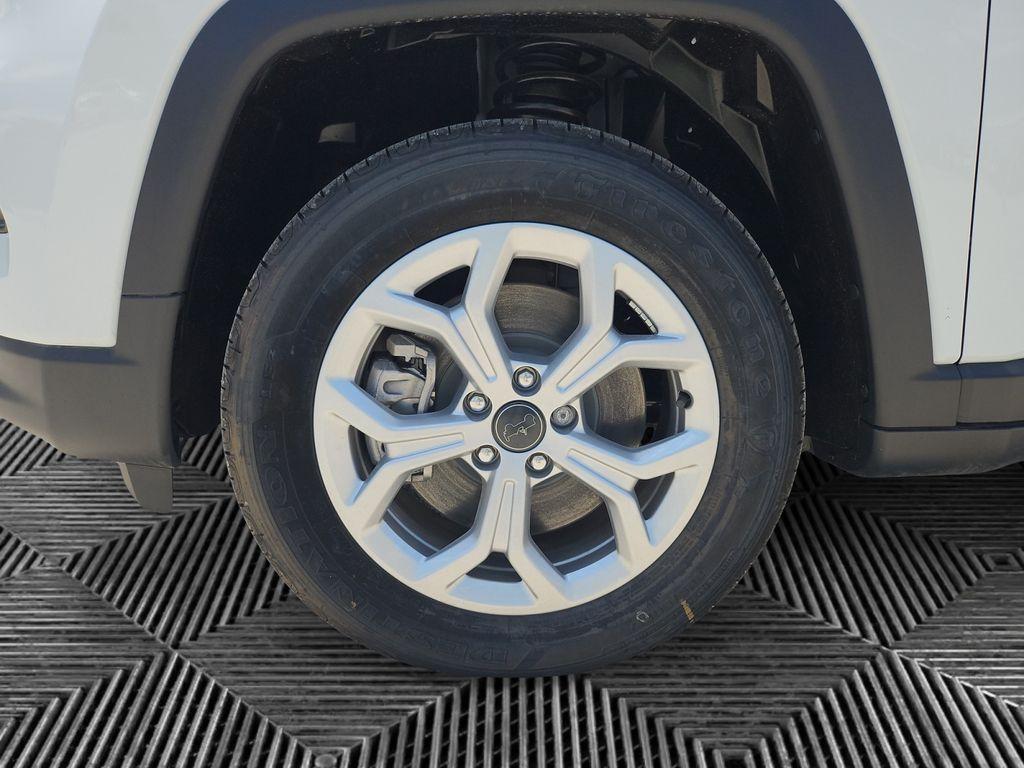 new 2025 Jeep Compass car, priced at $25,198