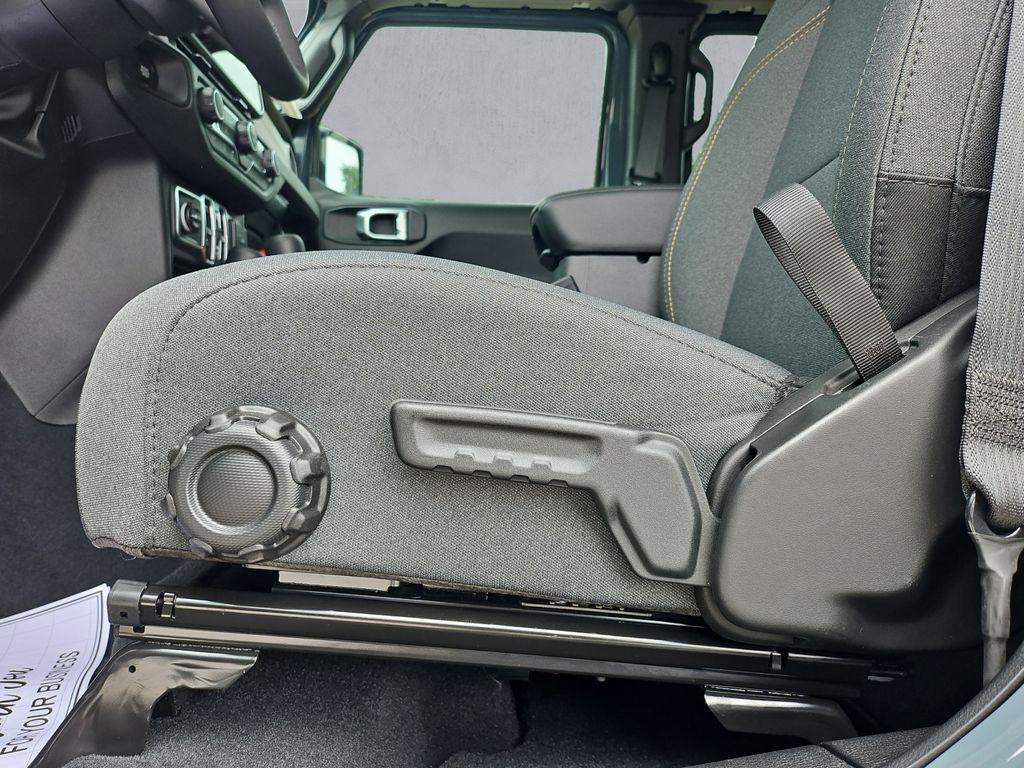 new 2025 Jeep Wrangler car, priced at $38,995