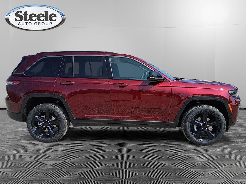 new 2026 Jeep Grand Cherokee car, priced at $48,214