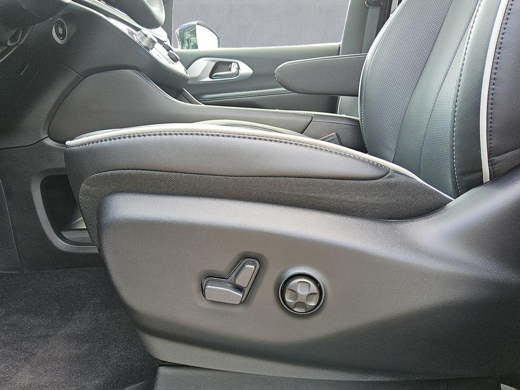 new 2026 Chrysler Pacifica car, priced at $52,492