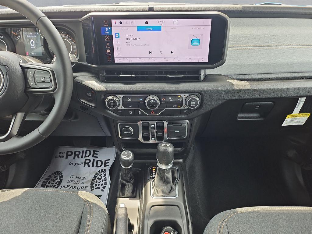 new 2025 Jeep Wrangler car, priced at $42,079