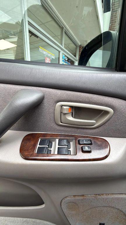 used 2004 Toyota Tundra car, priced at $12,995