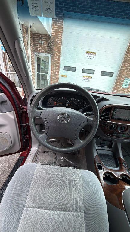 used 2004 Toyota Tundra car, priced at $12,995