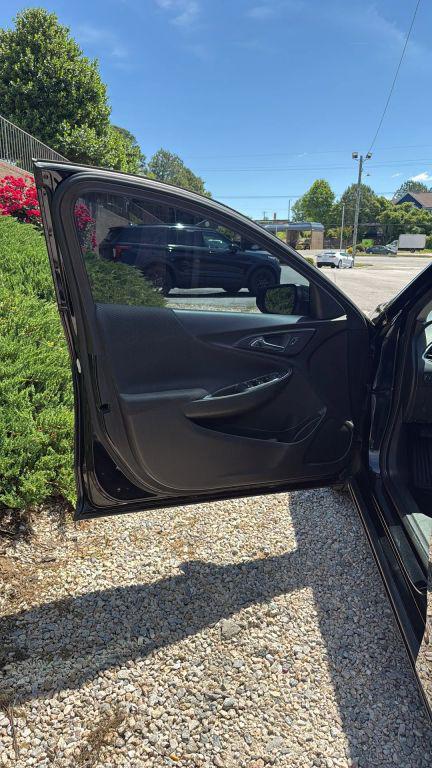 used 2018 Chevrolet Malibu car, priced at $13,995