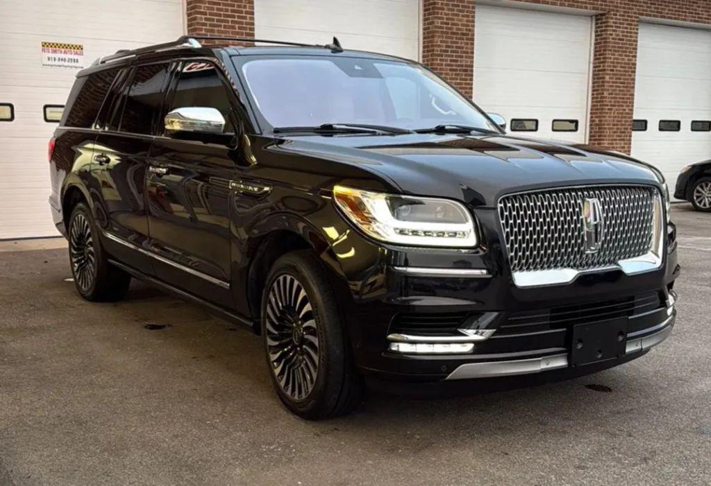 used 2019 Lincoln Navigator L car, priced at $36,995
