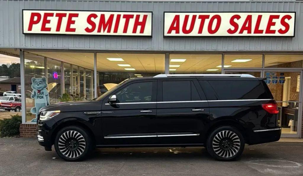 used 2019 Lincoln Navigator L car, priced at $36,995