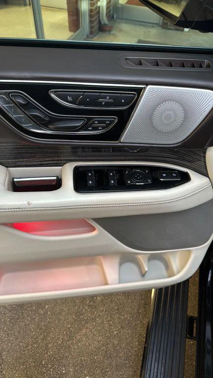 used 2019 Lincoln Navigator L car, priced at $36,995