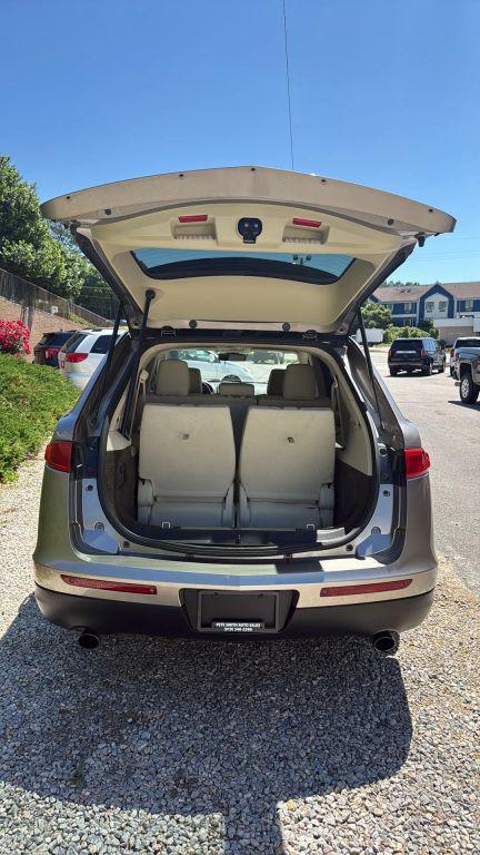 used 2018 Lincoln MKT car, priced at $13,995