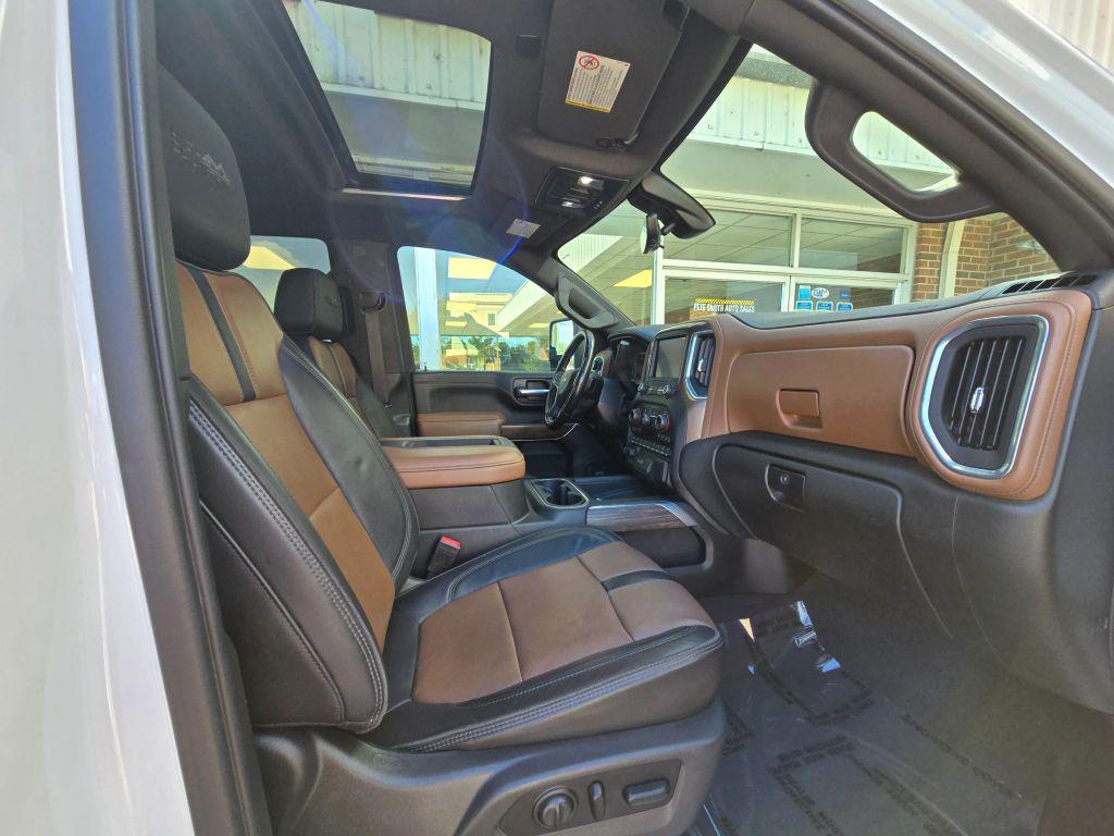 used 2021 Chevrolet Silverado 2500 car, priced at $44,995