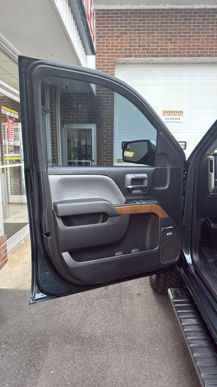 used 2017 Chevrolet Silverado 1500 car, priced at $28,995