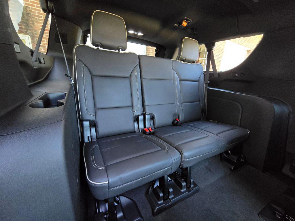 used 2023 GMC Yukon XL car, priced at $51,995