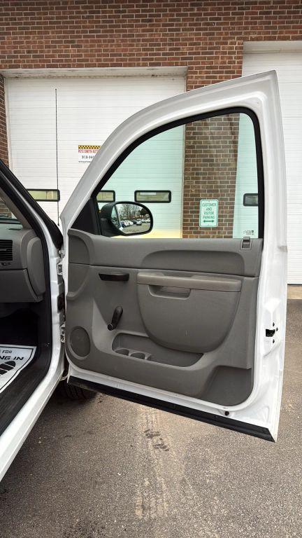 used 2013 Chevrolet Silverado 1500 car, priced at $12,995