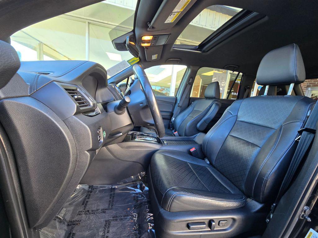 used 2019 Honda Passport car, priced at $22,495