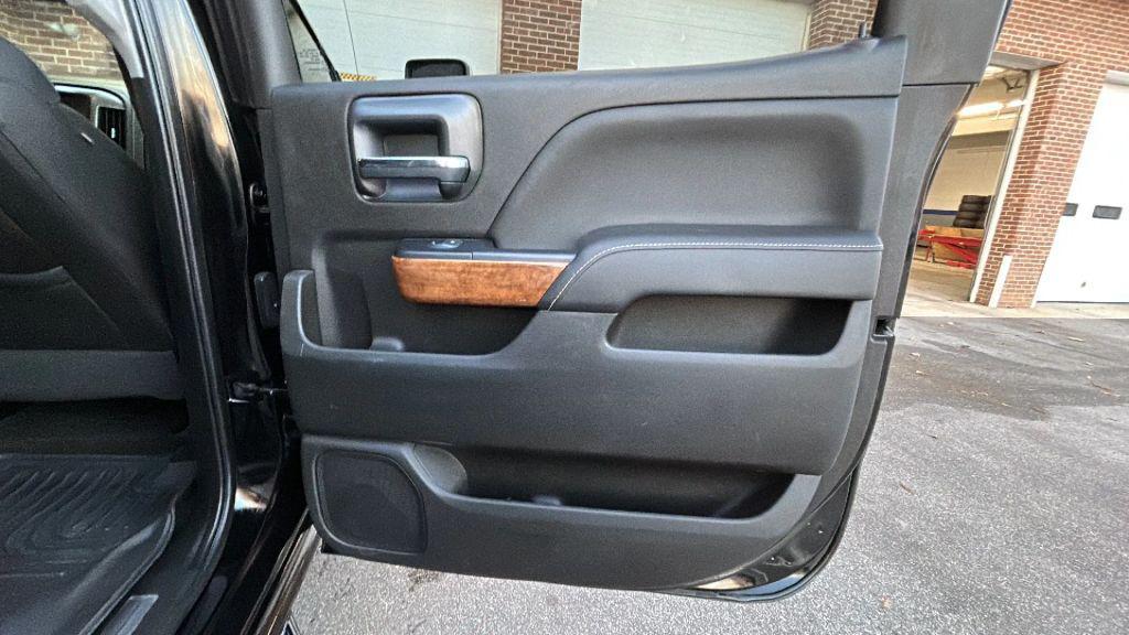 used 2018 Chevrolet Silverado 2500 car, priced at $38,495