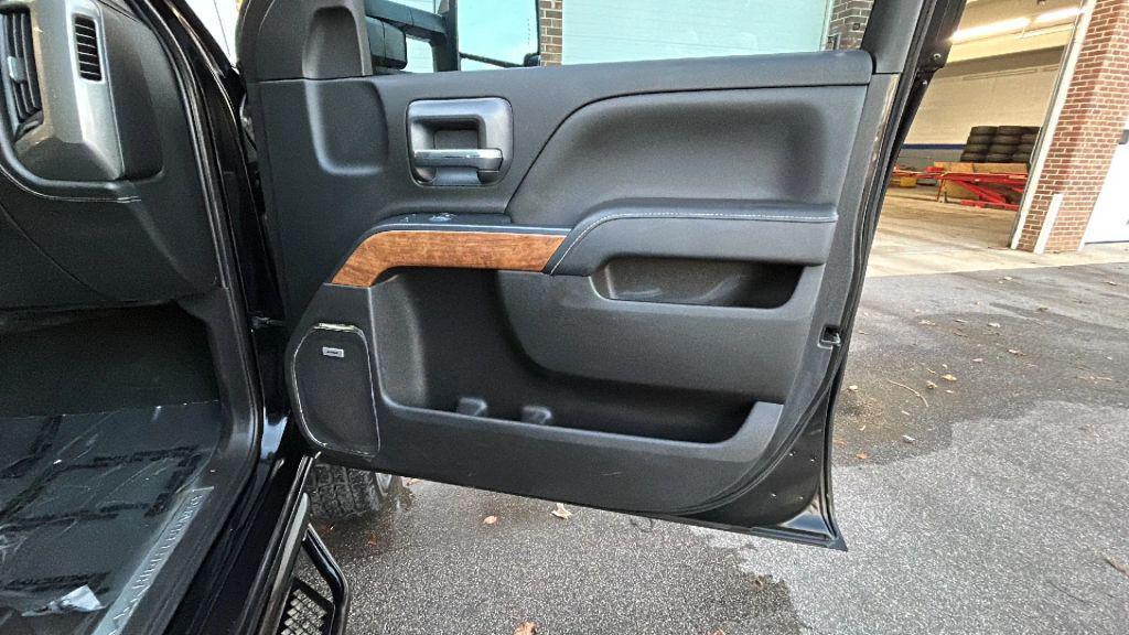 used 2018 Chevrolet Silverado 2500 car, priced at $38,495